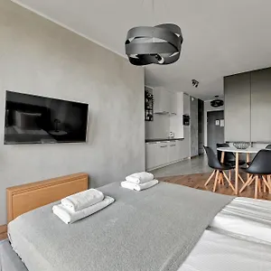 Aparthotel Rentplanet - Chlebova ***